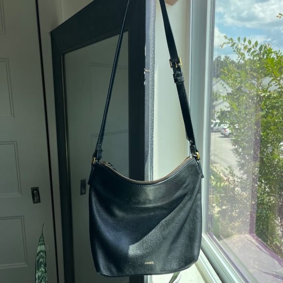 Fossil Black Leather Purse - Picture 2 of 10